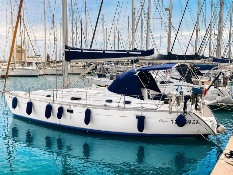 Bénéteau Oceanis 381 a louer à Ponza