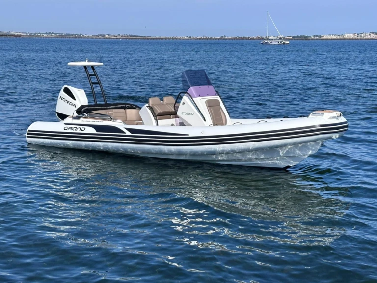 Location Semi-rigide à Mèze - Grand Boats golden line G680