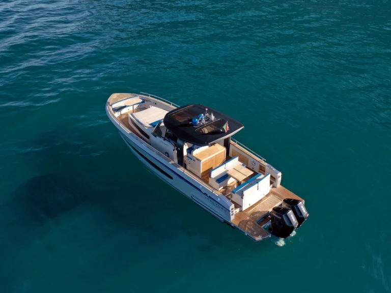 Location bateau Sorrento pas cher Italyure 38 Sport