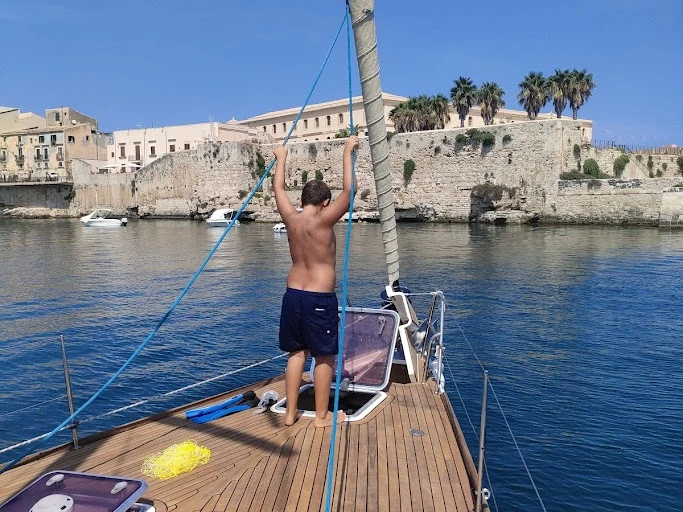 Location bateau dofour Dofour 485 à Siracusa sur Samboat