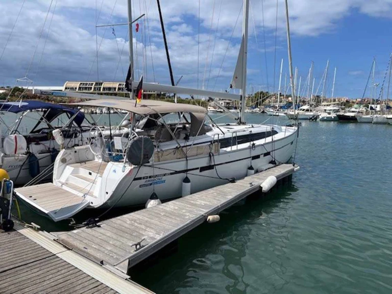 Louez un Bavaria Cruiser 46 à Gouviá