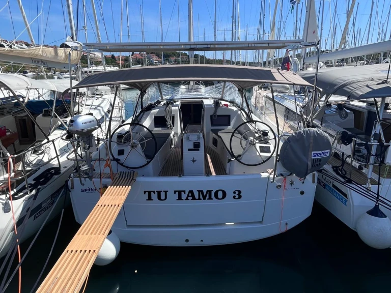 Jeanneau Sun Odyssey 410 a louer à Trogir