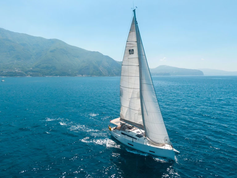 Location à Castellammare di Stabia - Dufour Dufour 430 sur SamBoat