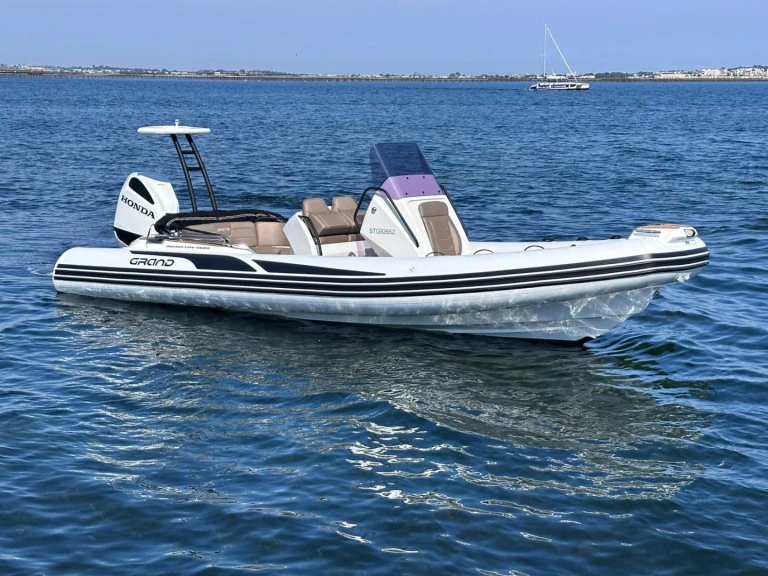 Location Semi-rigide à Mèze - Grand Boats GOLDEN LINE 680