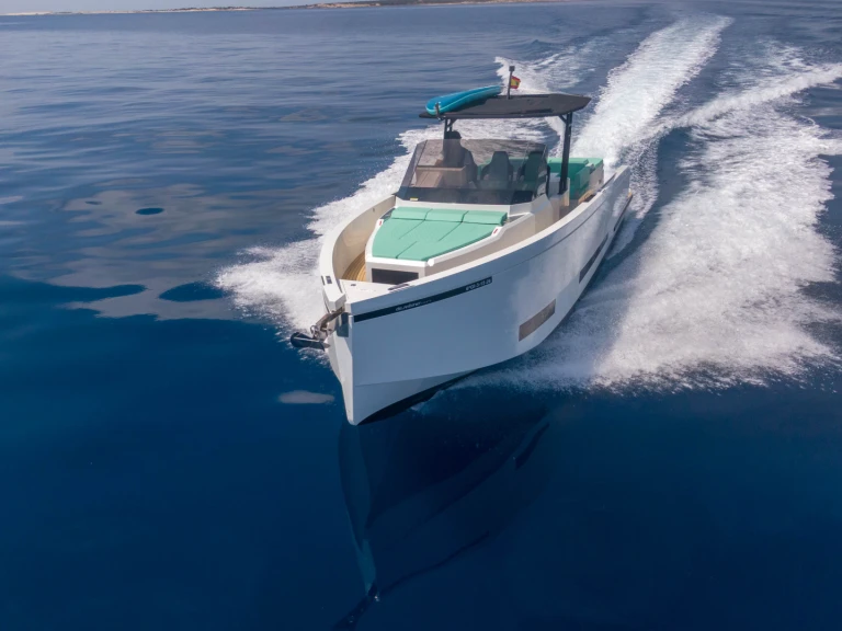 Location Bateau à moteur De Antono Yachts avec permis