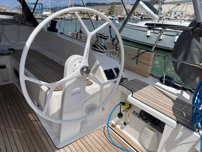 Location à Gouviá - Bavaria Cruiser 46 sur SamBoat