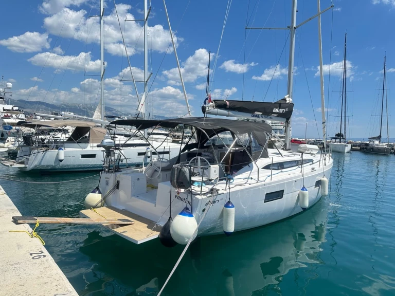 Location bateau Elan Impression 45 à Split sur Samboat