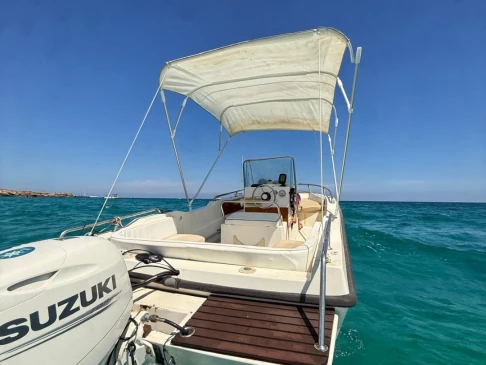 Location Bateau à moteur à Monopoli - Medi 520
