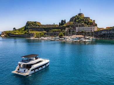 Katamaran mit oder ohne Skipper Fountaine Pajot mieten in Corfou