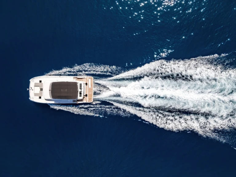 Location Catamaran Fountaine Pajot avec permis