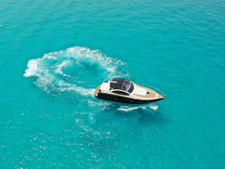 Location Bateau à moteur à Roses - PRIMATIST By Bruno Abbate G