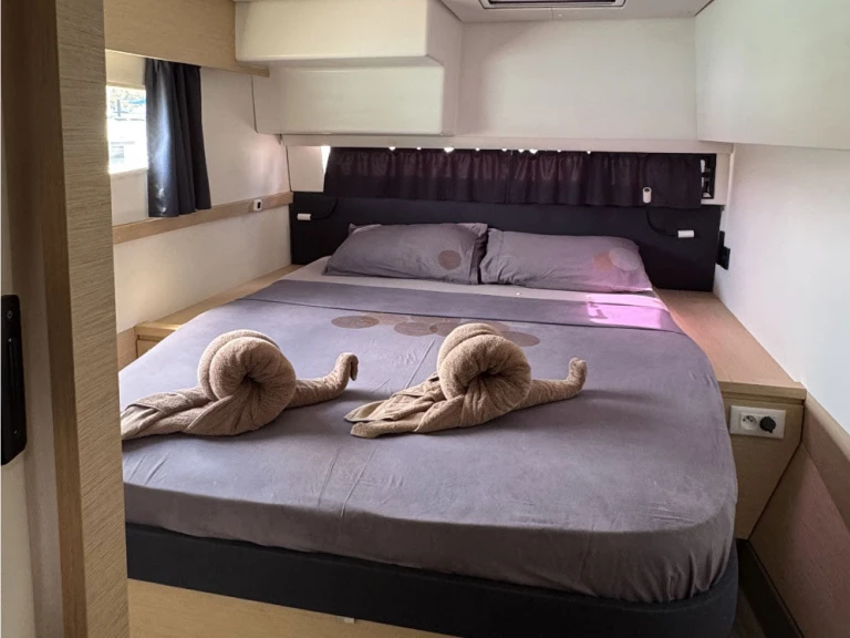 Location Catamaran à Mahé - Fountaine Pajot Saba 50