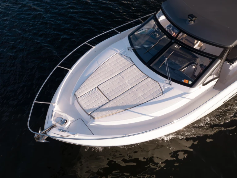 Louez un Absolute Yachts absolute 40 à Juan-les-Pins