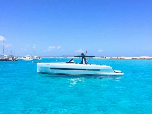Location bateau Santa Eulària des Riu pas cher Fjord 44 Open
