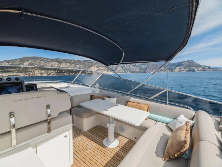 Location Yacht Itama avec permis