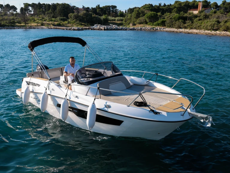 Location Bateau à moteur à Ugljan - Karnic 692 sl