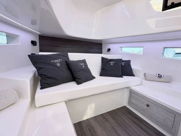 Bateau à moteur à louer à Ibiza (Ville) au meilleur prix