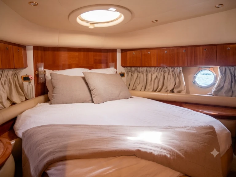 Location bateau Azimut Azimut 55 Fly à Juan-les-Pins sur Samboat