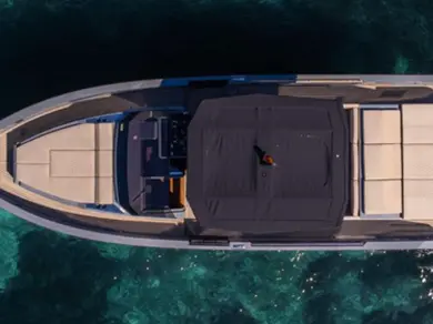 Bateau à moteur à louer à Ibiza (Ville) au meilleur prix