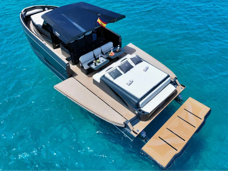 Location bateau KUMBRA Kumbra 43 à Ibiza (Ville) sur Samboat