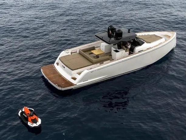 Location Bateau à moteur à France - Pardo Yachts Pardo 50