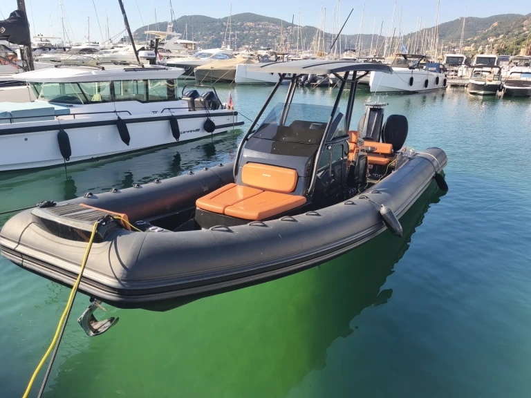 Location bateau La Napoule pas cher Eagle 10