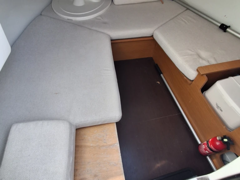 Bateau à moteur à louer à Auray au meilleur prix
