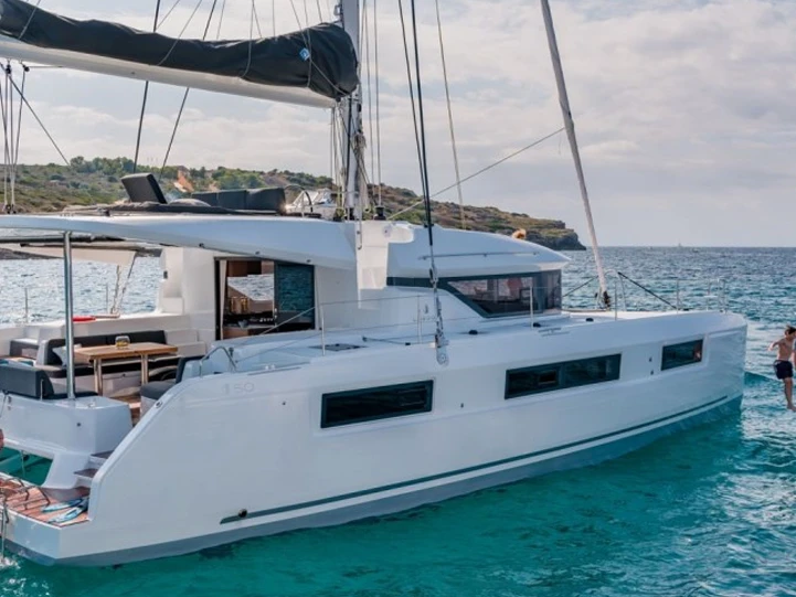 Catamaran à louer à Ibiza (Ville) au meilleur prix