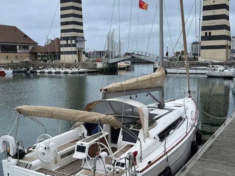 Location bateau Fountaine Pajot Dufour 410 à Larmor-Plage sur Samboat
