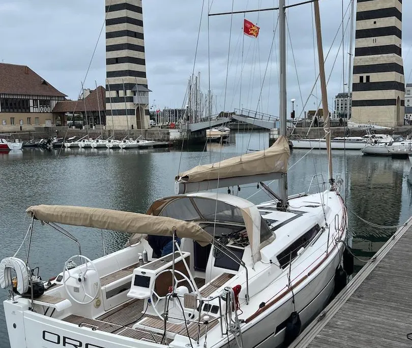 Location bateau Fountaine Pajot Dufour 410 à Larmor-Plage sur Samboat