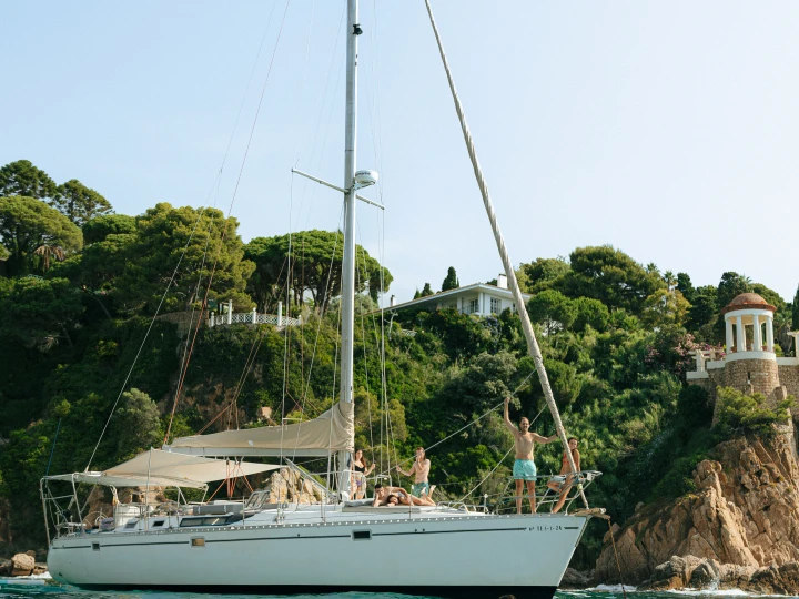 Bénéteau Oceanis 500 a louer à Port de Blanes