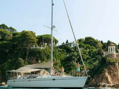 Bénéteau Oceanis 500 charter bareboat or captained in  Port de Blanes