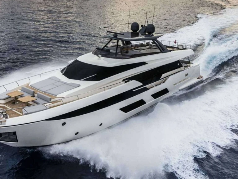 Location bateau Ferretti FERRETTI 920 à Ibiza (Ville) sur Samboat
