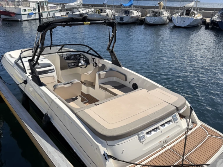 Location à Rolle - Bayliner VR6E sur SamBoat