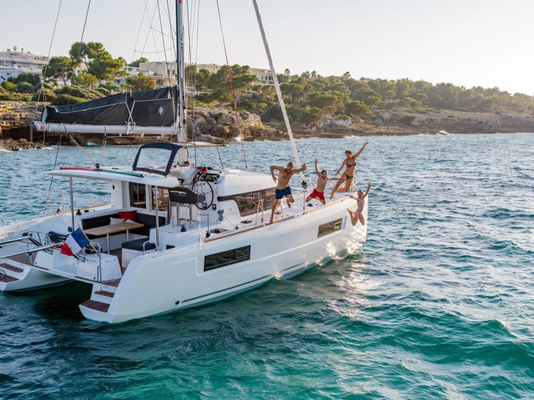 Louer Catamaran avec ou sans skipper Lagoon à Eden Island