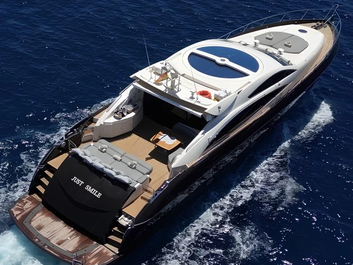Location bateau Sunseeker Predator 82 à Ibiza (Ville) sur Samboat