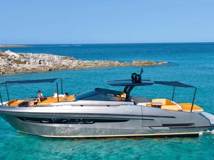DAYTONA 50 15m a louer à Ibiza (Ville)