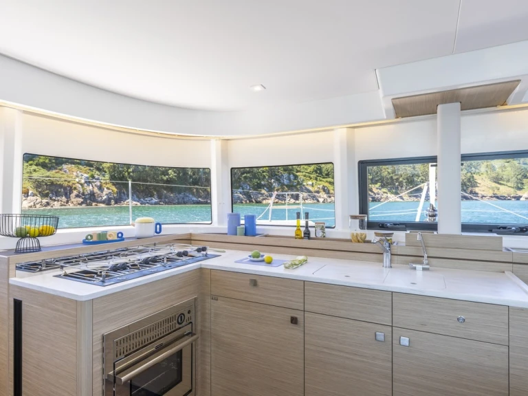 Catamaran à louer à Eden Island au meilleur prix