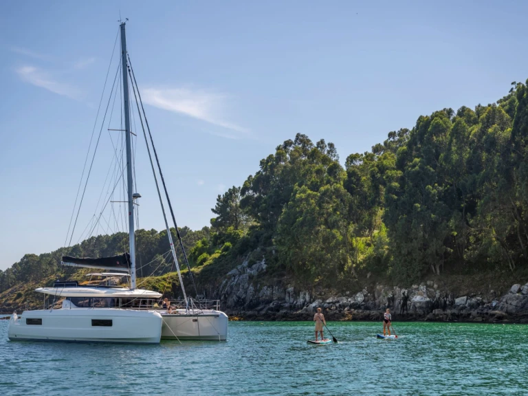 Location bateau Eden Island pas cher Lagoon 43