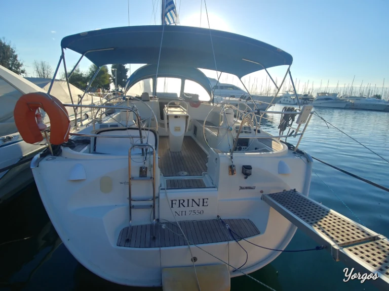 Voilier à louer à Monastiri Bay au meilleur prix
