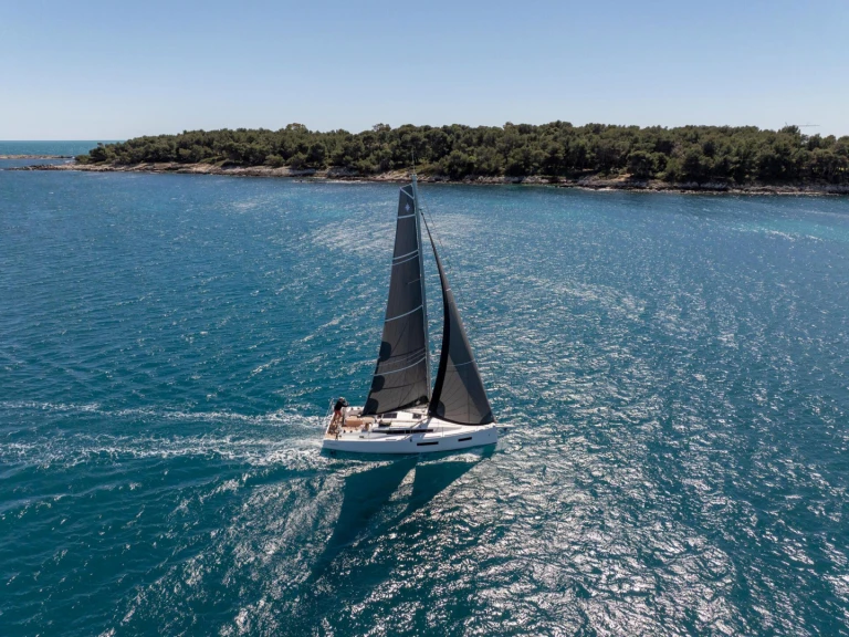 Location bateau Jeanneau Sun Odyssey 350 à Road Town sur Samboat