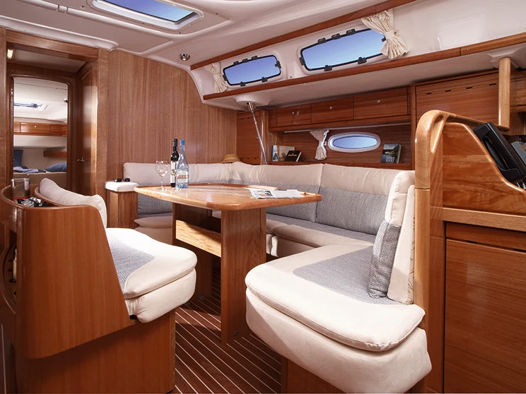 Bavaria Cruiser 46 a louer à Punat