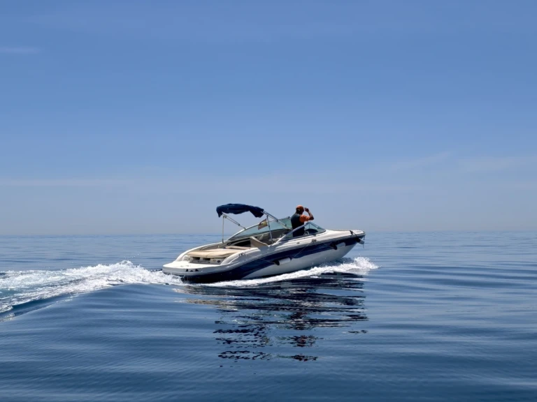 Location bateau Marbella pas cher Sea Ray 200 Select