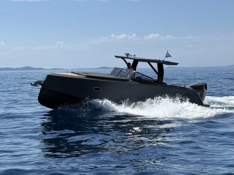 Phantom yachts Phantom 10.0 TT a louer à Split
