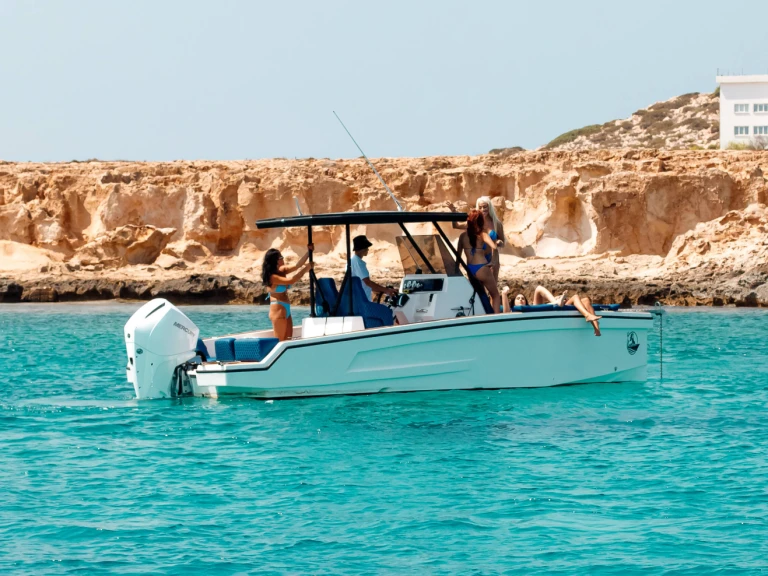 Location Bateau à moteur à Ayia Napa Marina - Poseidon21 Eros25