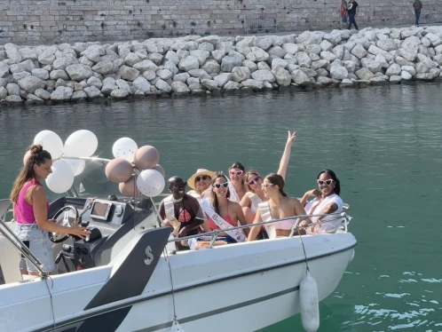 Location bateau Bénéteau Flyer 7.7 SPACEdeck à Marseille sur Samboat