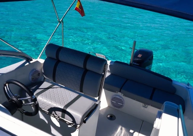 Location Bateau à moteur Seabird avec permis