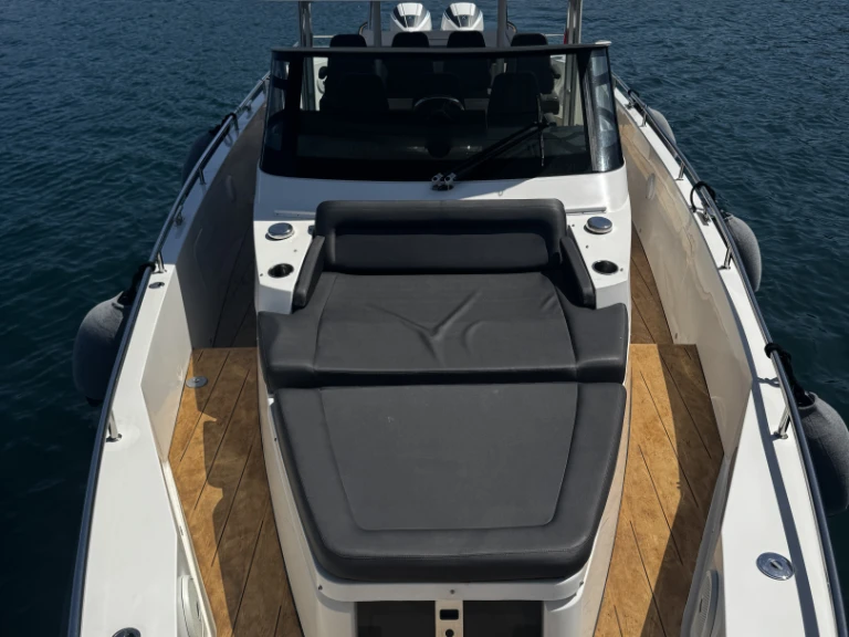 Location Bateau à moteur à Mandelieu-la-Napoule - Axopar Axopar 37 Sun-Top