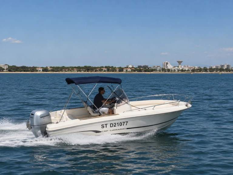 Location bateau Carnon-Plage pas cher CAP CAMARAT 6,5 CC Style