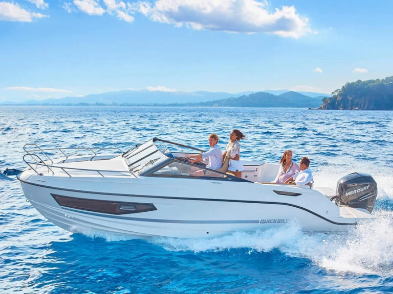 Location Bateau à moteur Quicksilver avec permis